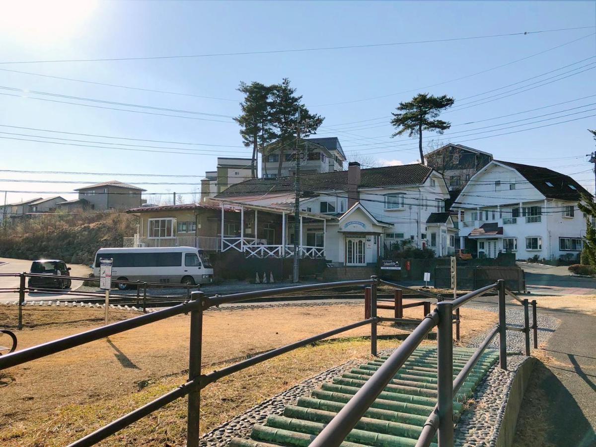 Resort Inn Sakanoshita Fujikawaguchiko Bagian luar foto