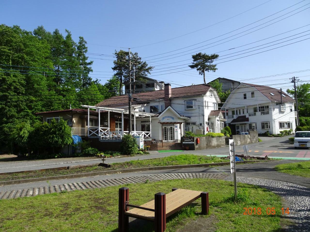 Resort Inn Sakanoshita Fujikawaguchiko Bagian luar foto